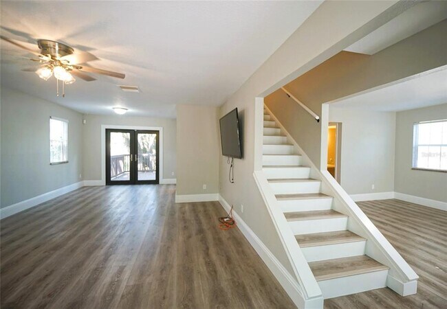 Foto del edificio - 317 W Hanlon St