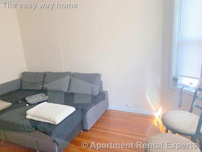 Foto del edificio - Medford / Wellington 2BR - In Unit Laundry