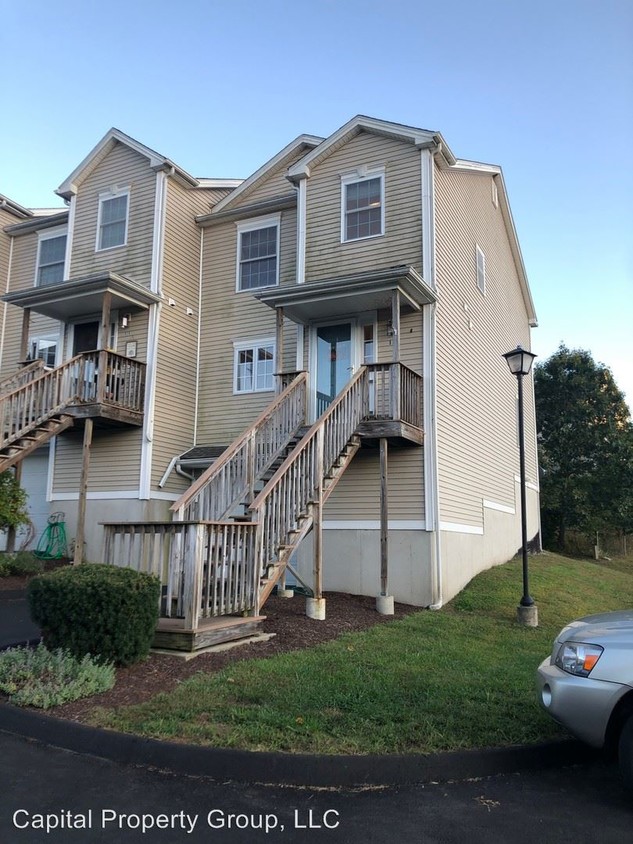 148 Mathewson St, Griswold, CT 06351 House Rental in Griswold, CT