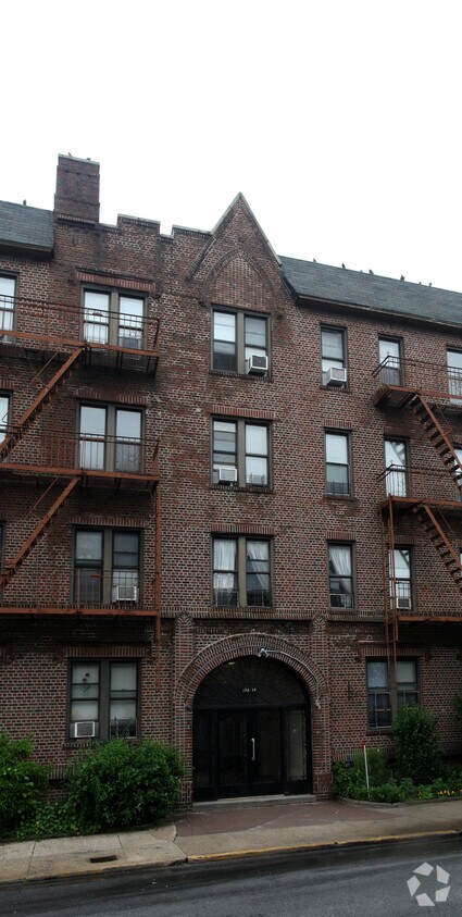 Building Photo - 198-39 32nd Ave