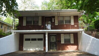 Building Photo - 1224 N Cottage Ave