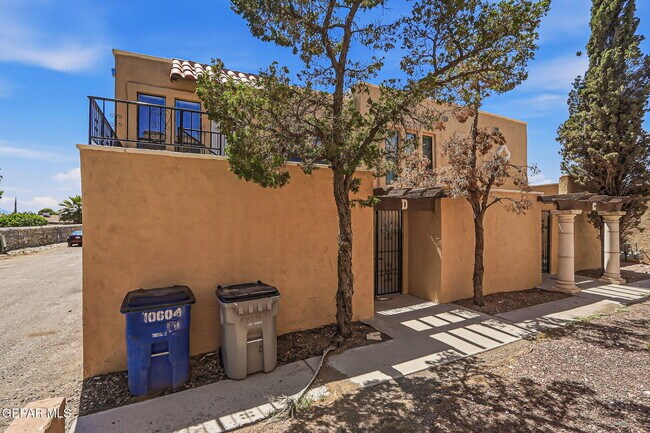 Foto del edificio - 10604 Springwood Dr