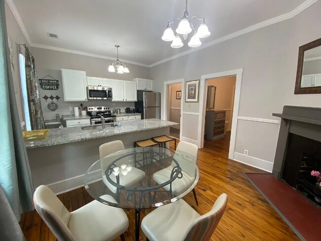 Foto del edificio - 730 E 34th St