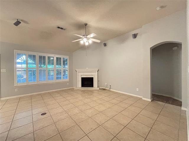 Foto del edificio - 8266 Robertson Dr