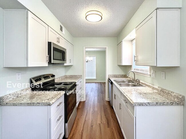 Foto del edificio - 5397 Yale Rd
