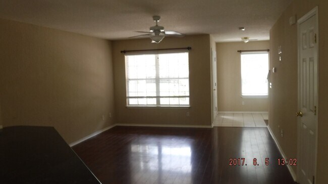 Building Photo - Two Bedroom, Two and half Bath Townhome