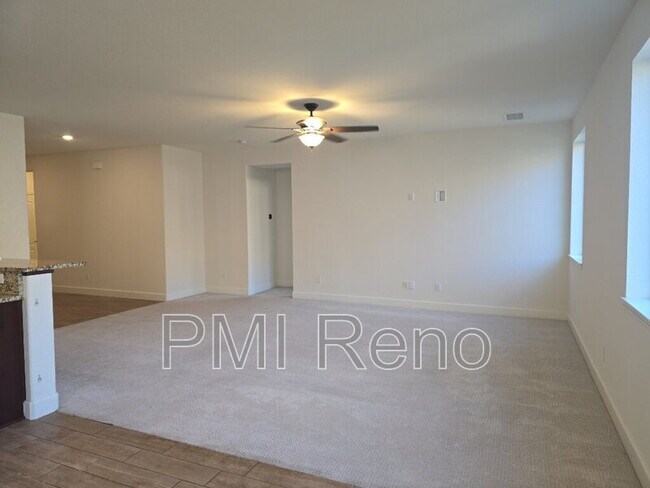 Building Photo - 10380 Gold Mine Dr