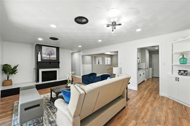 Building Photo - 214 Dorris Dr