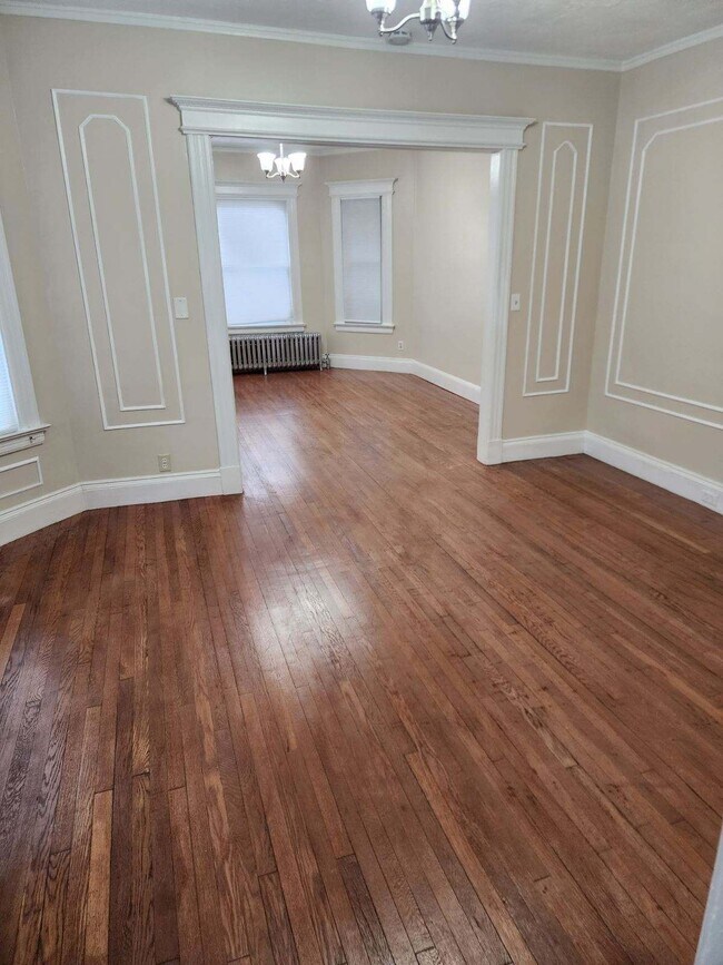 Foto del edificio - 142 Oakland Ter