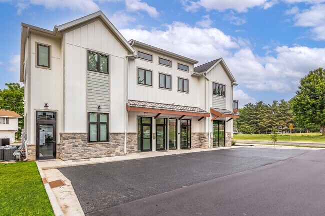 Foto del edificio - 5411 Bashford St