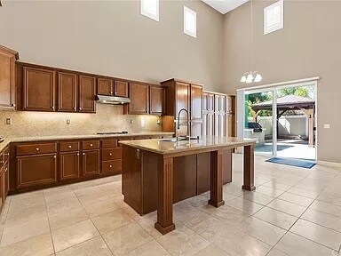 Foto del edificio - 43895 Calle Sandor