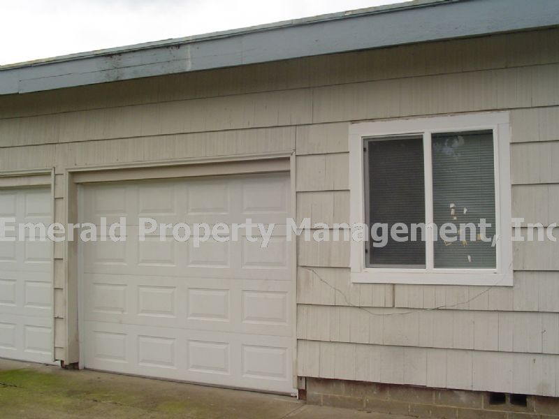 Building Photo - Santa Clara area 2 bedroom duplex