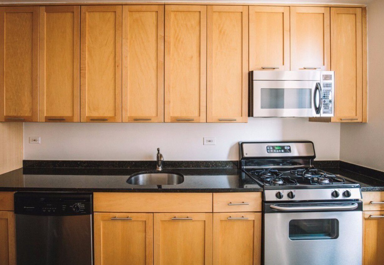 Foto principal - 435 E 78th St