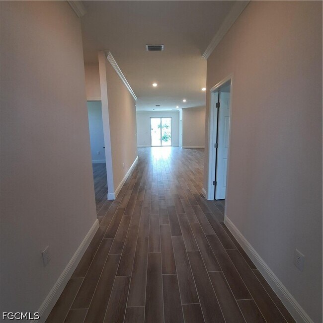 Foto del edificio - 4102 NW 26th St