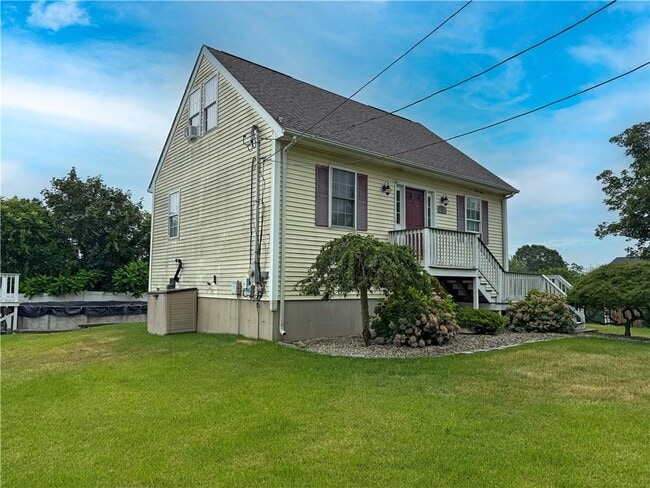 Building Photo - 2 Beatrice Ln