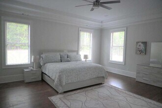 Building Photo - 4229 Giverny Blvd