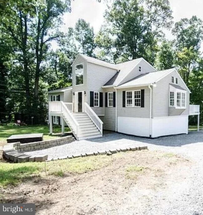 81 Chipmunk Ln, Harpers Ferry, WV 25425 House for Rent in Harpers Ferry, WV