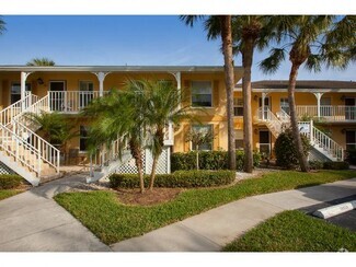 Building Photo - 1175 Mainsail Dr