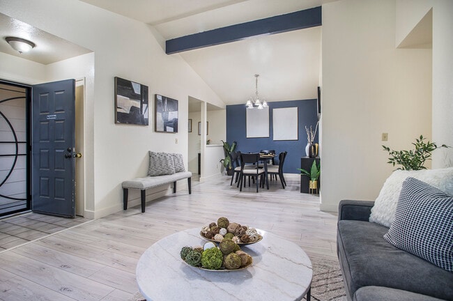 Building Photo - 131 Trident Ct