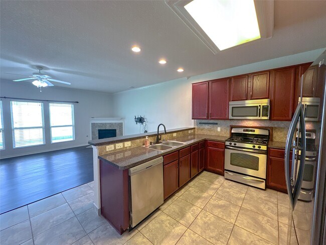 Foto del edificio - 14819 Grove Canyon Ct