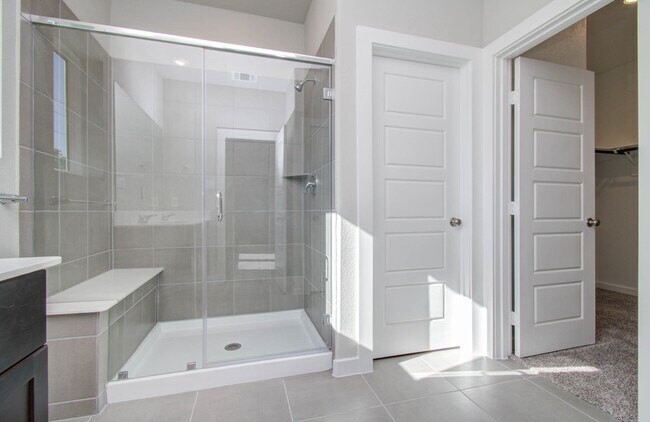 Foto del edificio - 3112 Valley Peak Dr