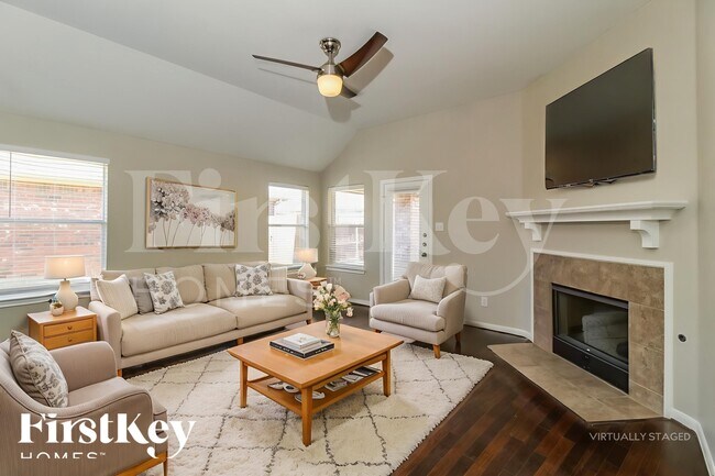 Foto del edificio - 2341 Aurora Dr