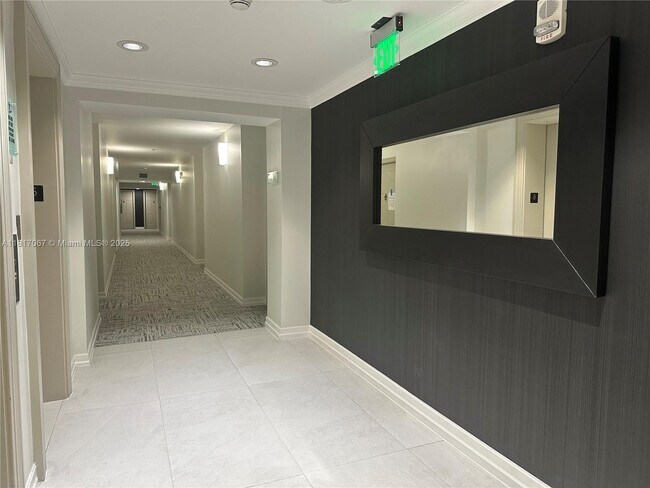 Foto del edificio - 2665 SW 37th Ave