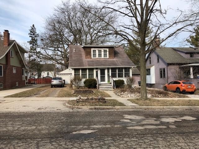 Building Photo - 714 5th St