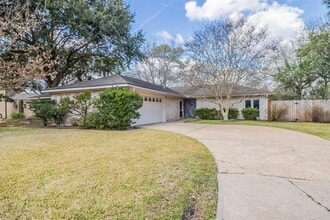 Building Photo - 12406 Nova Dr