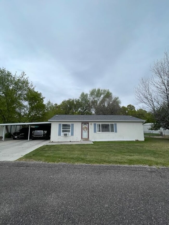 Building Photo - 364 Mill Rd