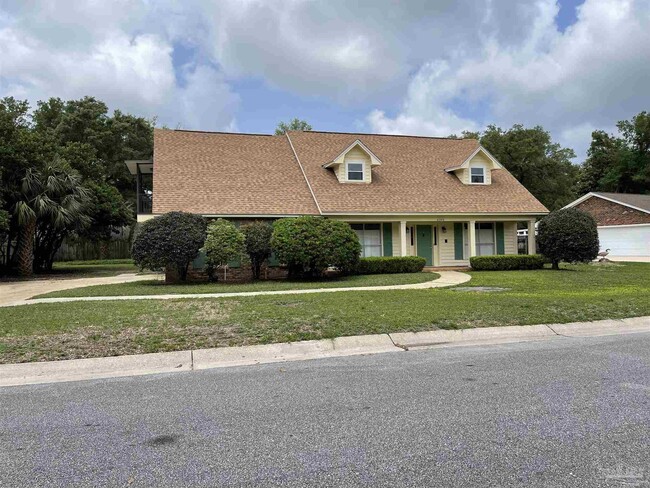 Building Photo - 6392 Lake Charlene Terrace