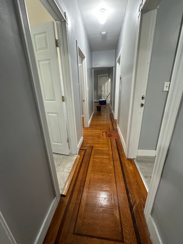 Building Photo - 106 Taylor St