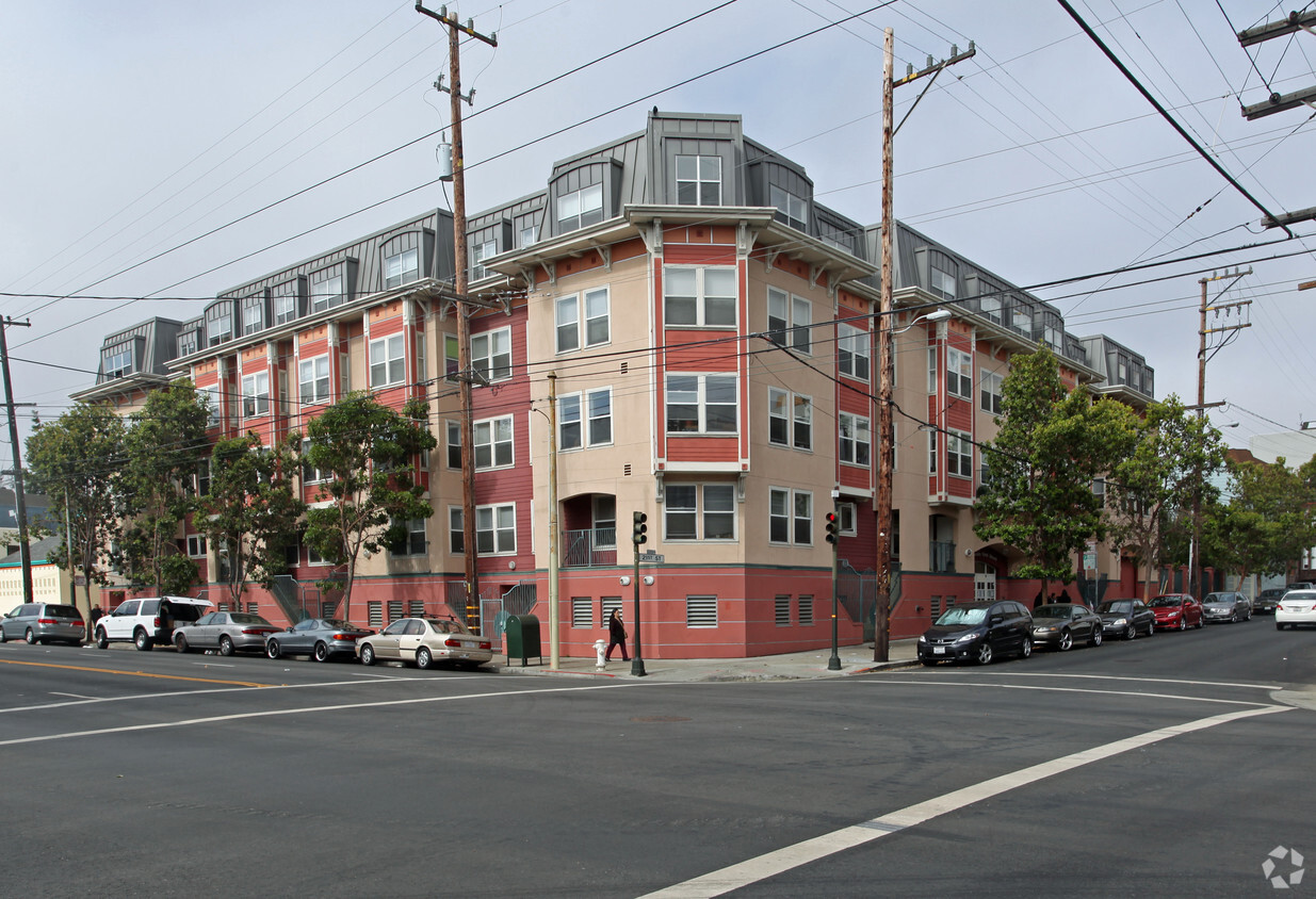 Primary Photo - 3101 21st Apartments