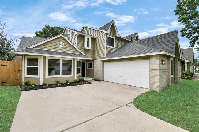 Building Photo - 3227 Westwick Dr