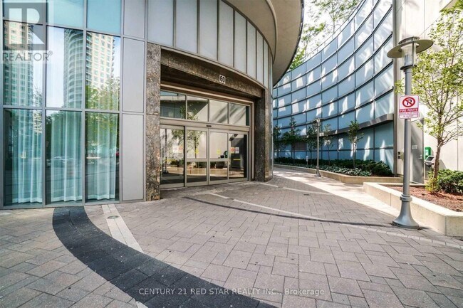 Building Photo - 60 Absolute Ave