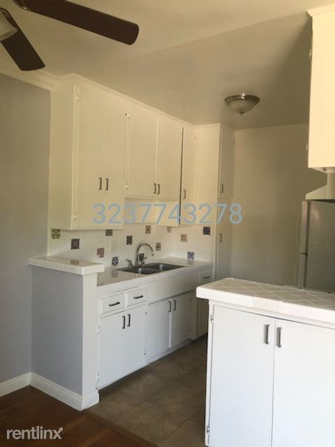 Building Photo - 1 br, 1 bath  - 7556 Fountain Ave
