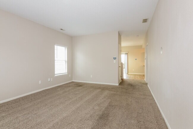 Foto del edificio - 4650 Whitview Ln