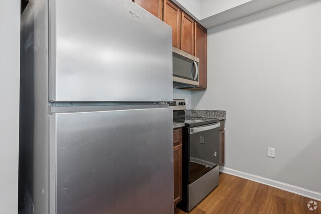 1BR, 1BA - 755SF - Kitchen - Mill's Crossing