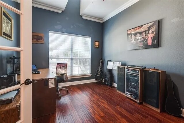 Foto del edificio - 1734 Boxwood Ln