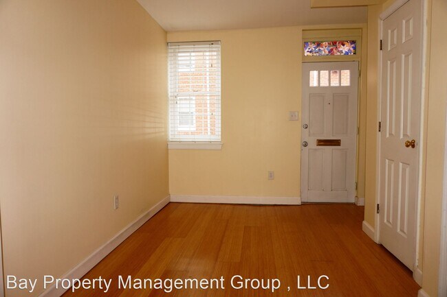 Building Photo - 1 br, 1 bath House - 5 E Hamburg St
