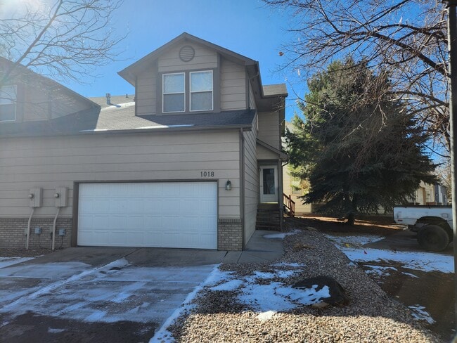 Foto del edificio - 1018 Winona Circle