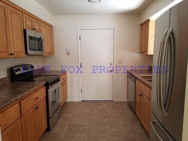 Building Photo - Perfect Pre-Leasing Home for you!