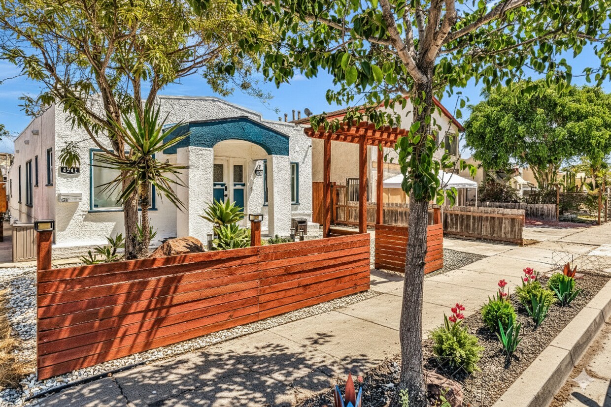 Foto principal - 4239 Cherokee Ave