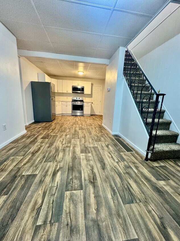 Foto principal - 3573 Jasper St