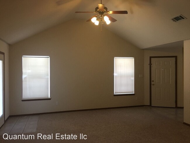 Building Photo - 1115 Grinnel Cir
