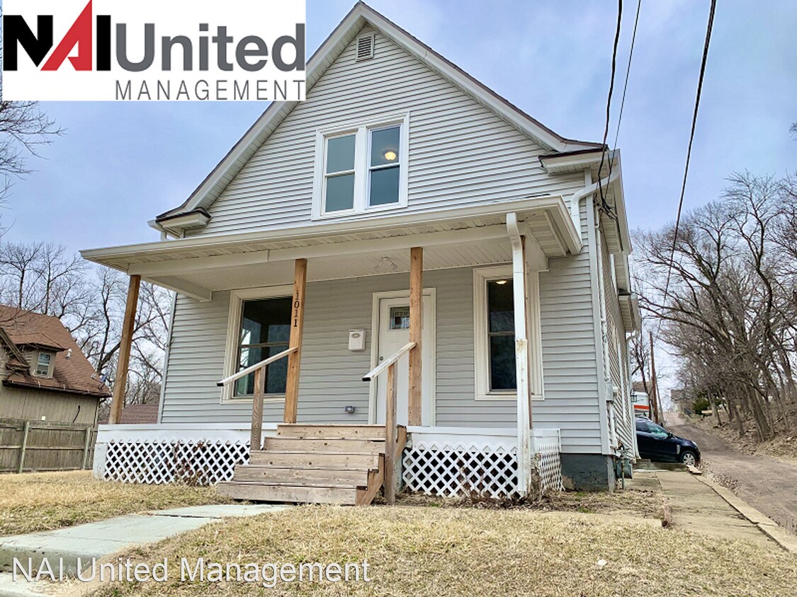 Foto principal - 4 br, 2 bath House - 1011 27th St