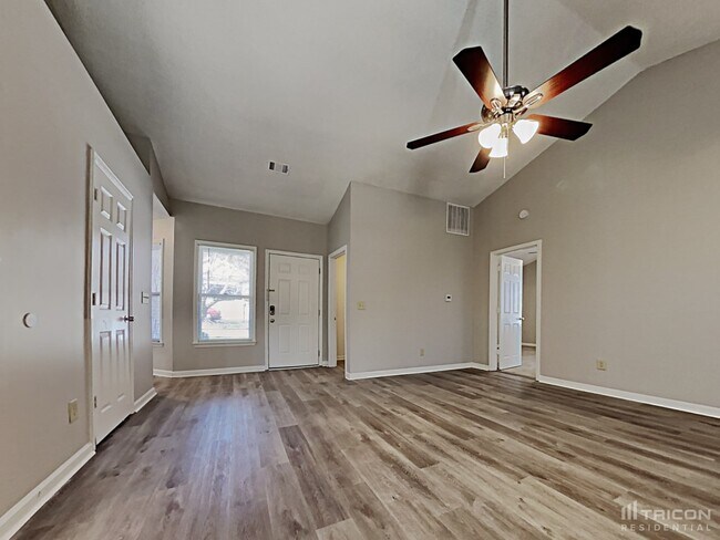 Foto del edificio - 2384 Boone Ct