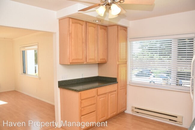 Building Photo - 3 br, 2 bath House - 2914 S 7th St