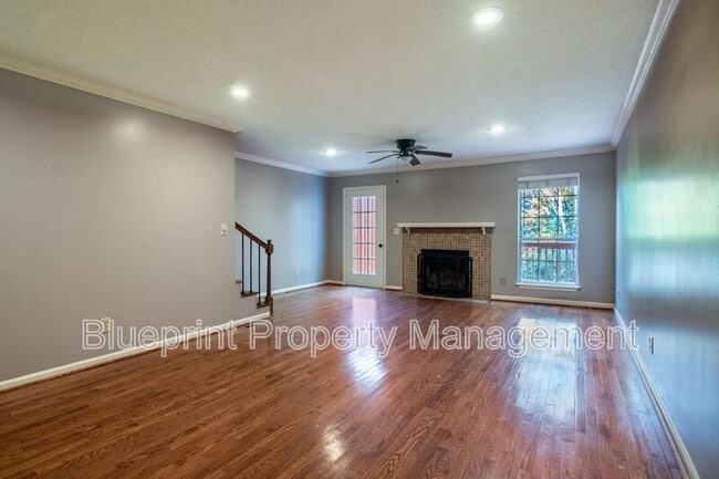 Foto del edificio - 118 Ridge Park Dr