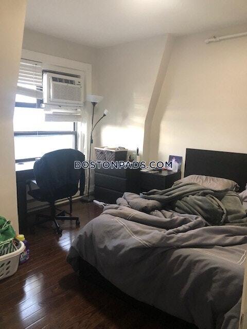 Foto del edificio - 91 Westland Ave